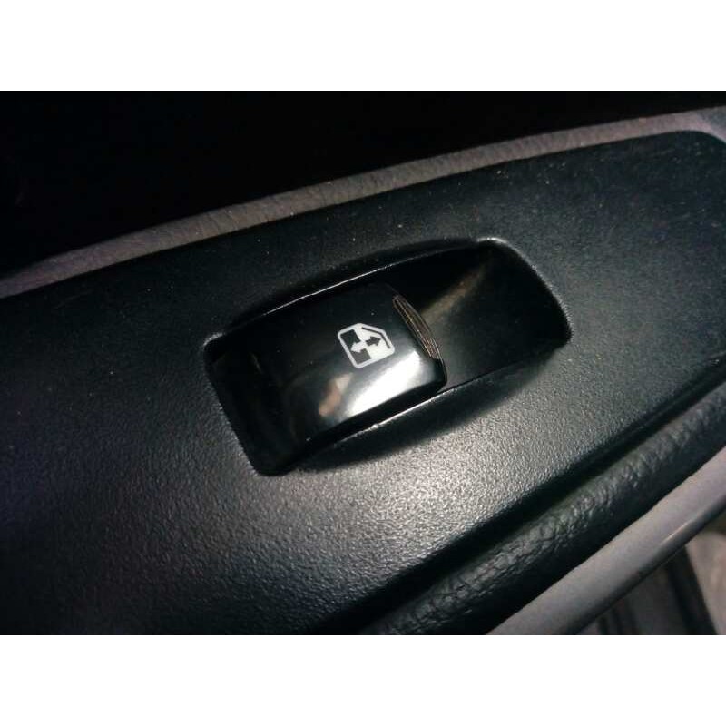 Recambio de mando elevalunas trasero izquierdo para ssangyong rexton rx 270 plus / 270 xdi plus referencia OEM IAM   