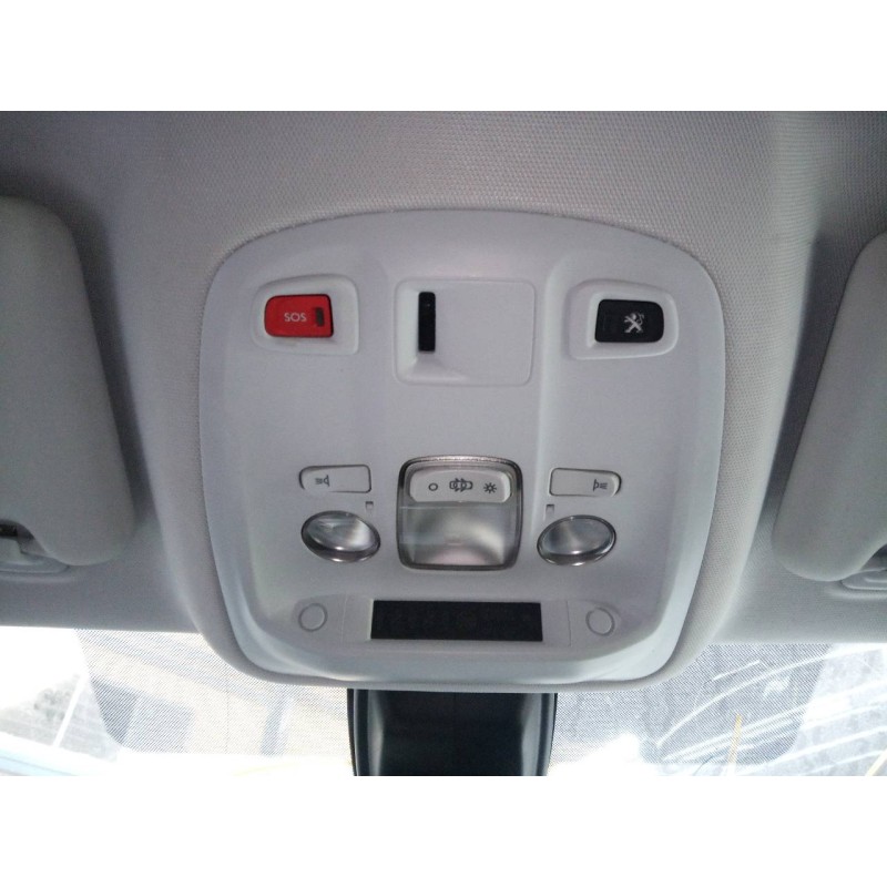 Recambio de luz interior para peugeot 308 active referencia OEM IAM   