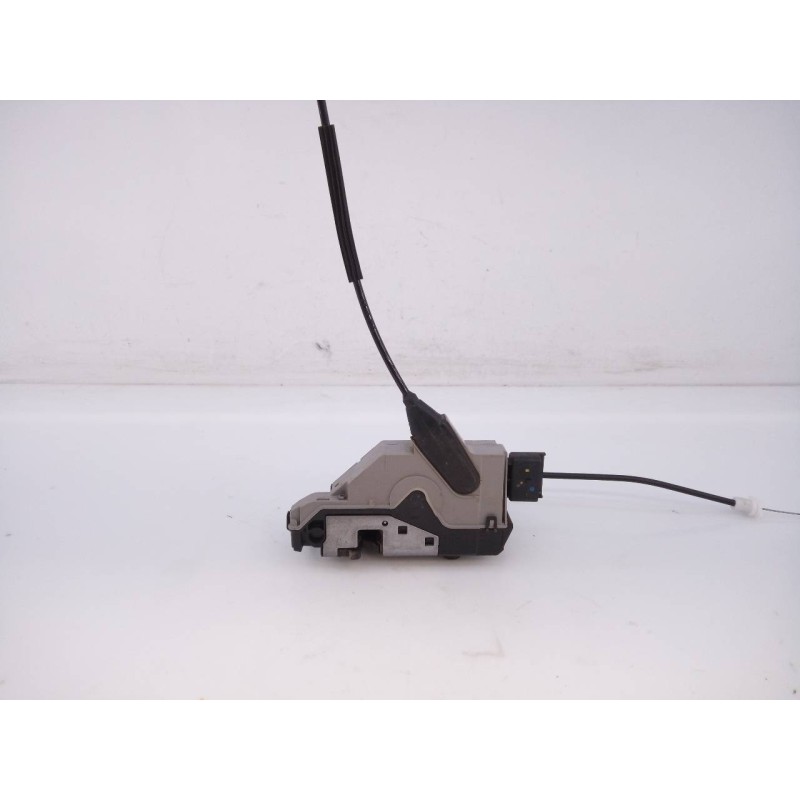 Recambio de cerradura puerta trasera izquierda para peugeot 2008 (--.2013) allure referencia OEM IAM 9688081080  