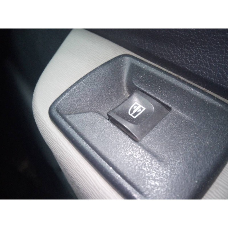 Recambio de mando elevalunas delantero derecho para dacia lodgy ambiance referencia OEM IAM   