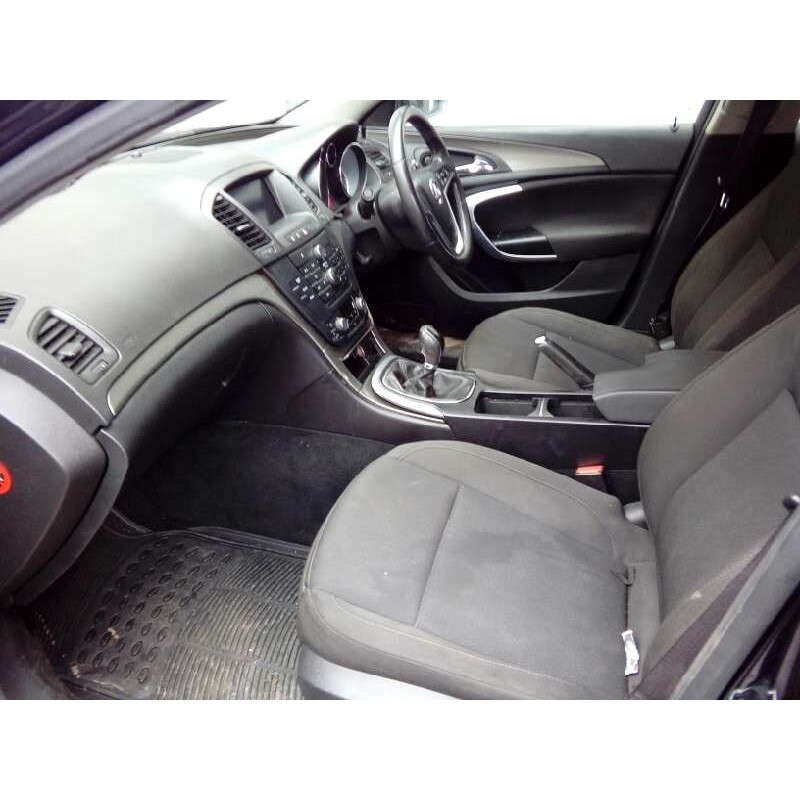 opel insignia berlina del año 2009