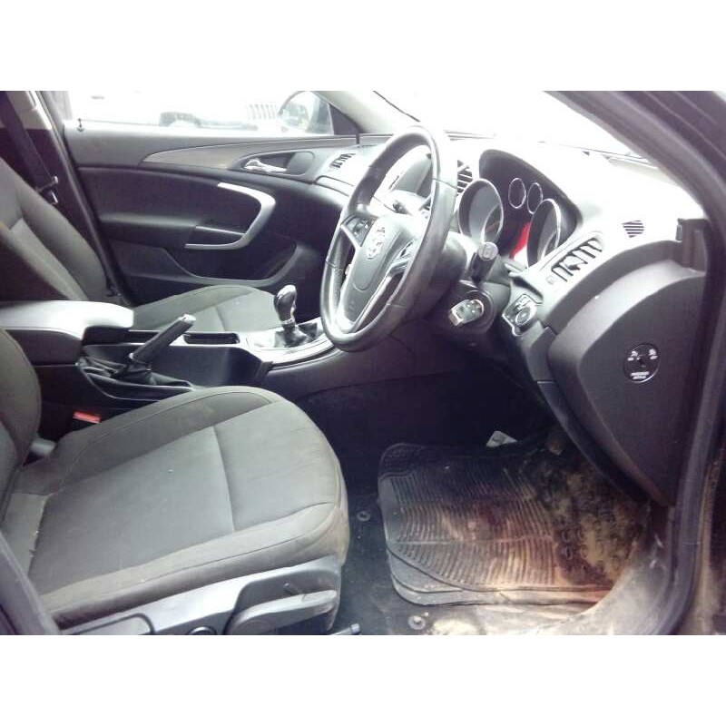 opel insignia berlina del año 2009