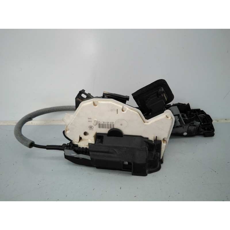 Recambio de cerradura puerta trasera izquierda para volkswagen golf vii lim. advance bluemotion referencia OEM IAM 5K4839015R 5N