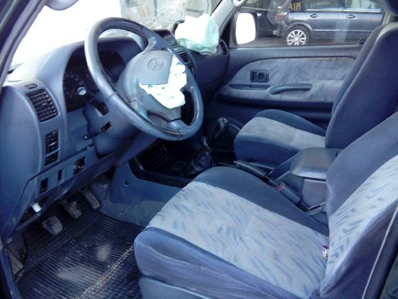 toyota land cruiser (j9) del año 2001