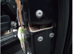 Recambio de cerradura puerta delantera derecha para toyota land cruiser (j15) gx referencia OEM IAM   