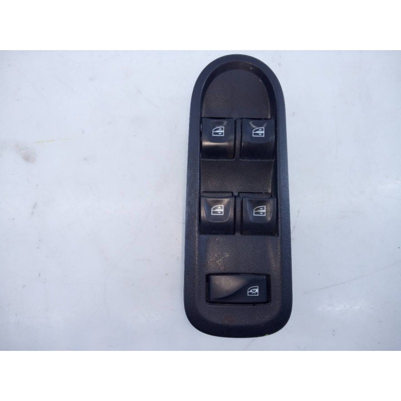 Recambio de mando elevalunas delantero izquierdo para dacia duster ambiance 4x2 referencia OEM IAM 254111342R 254117873R 