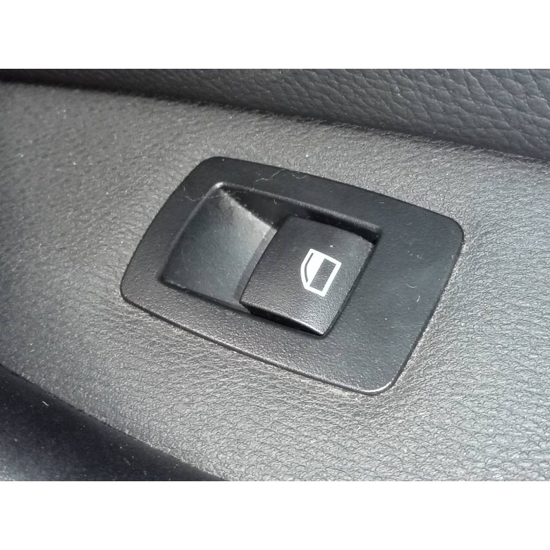 Recambio de mando elevalunas trasero derecho para bmw serie x1 (f48) sdrive18d referencia OEM IAM   