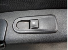 Recambio de mando elevalunas trasero derecho para dacia duster ambiance 4x2 referencia OEM IAM   