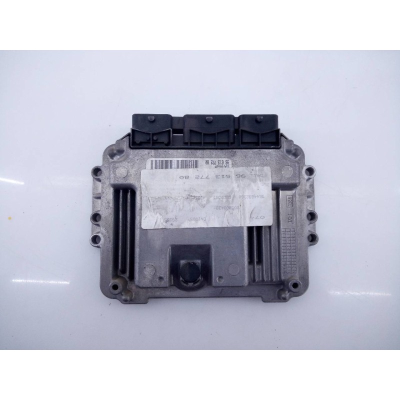 Recambio de centralita motor uce para citroen c4 berlina collection referencia OEM IAM 96613772B0  