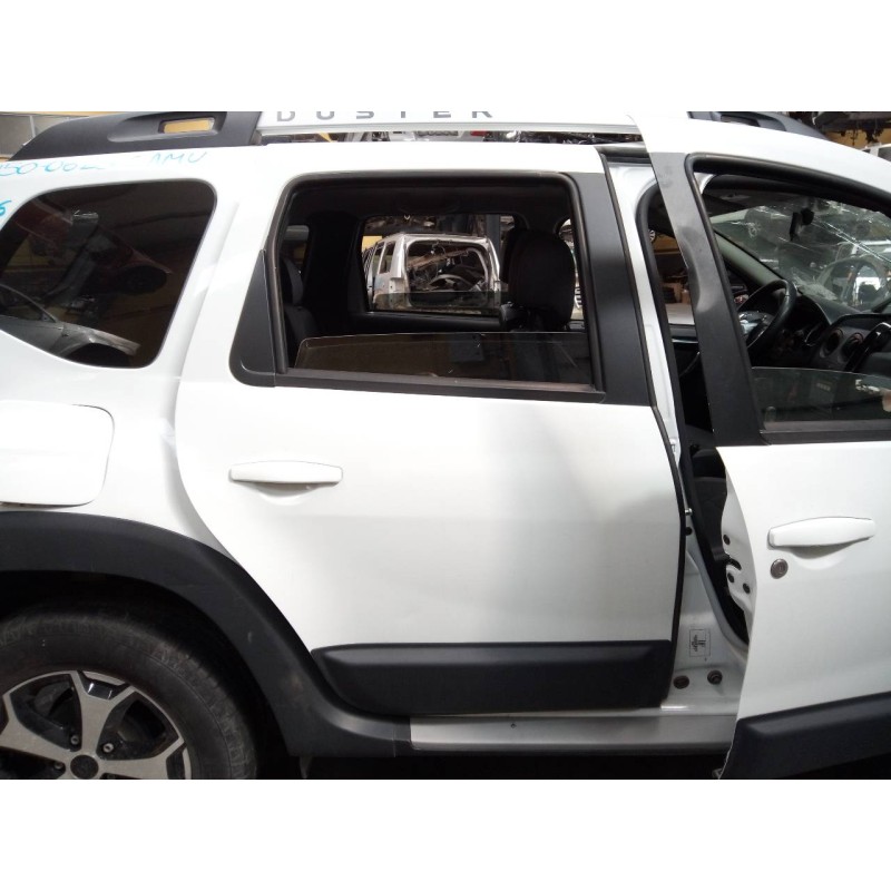 Recambio de puerta trasera derecha para dacia duster ambiance 4x2 referencia OEM IAM   