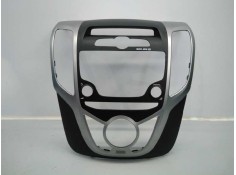 Recambio de consola central para hyundai ix20 gls style referencia OEM IAM 847431K000 847401K100 