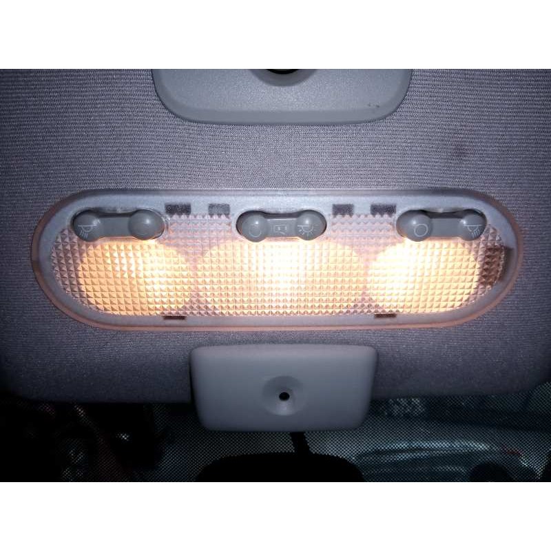 Recambio de luz interior para nissan qashqai+2 (jj10) i-way referencia OEM IAM   