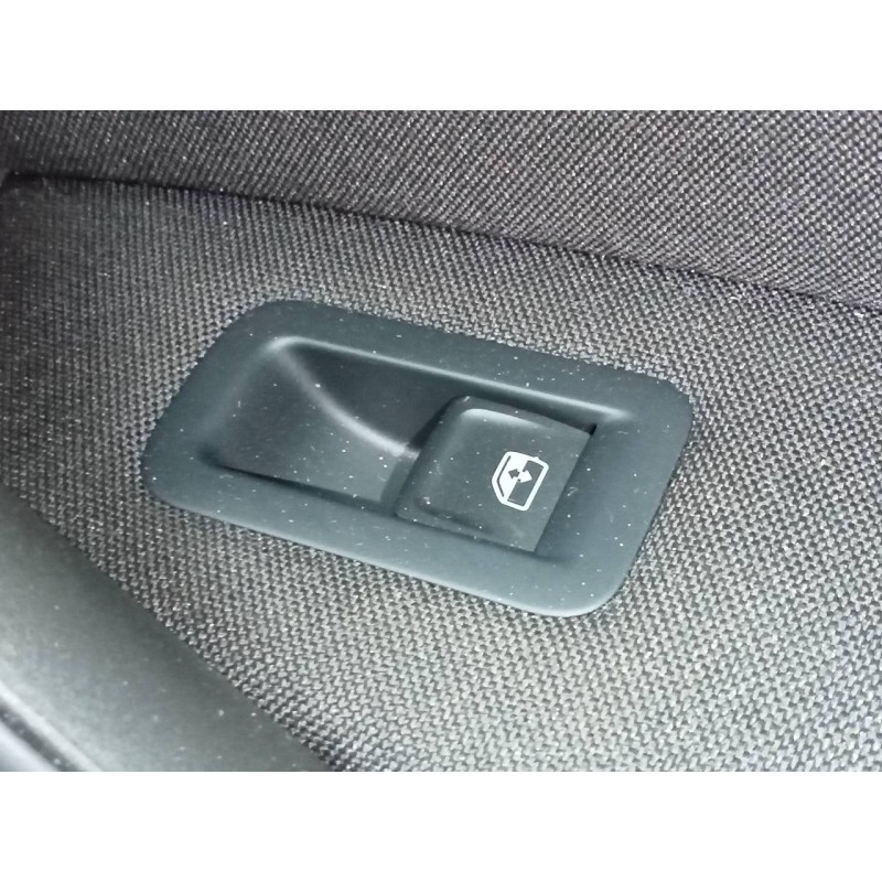 Recambio de mando elevalunas delantero derecho para volkswagen golf vii lim. (bq1) sport referencia OEM IAM   