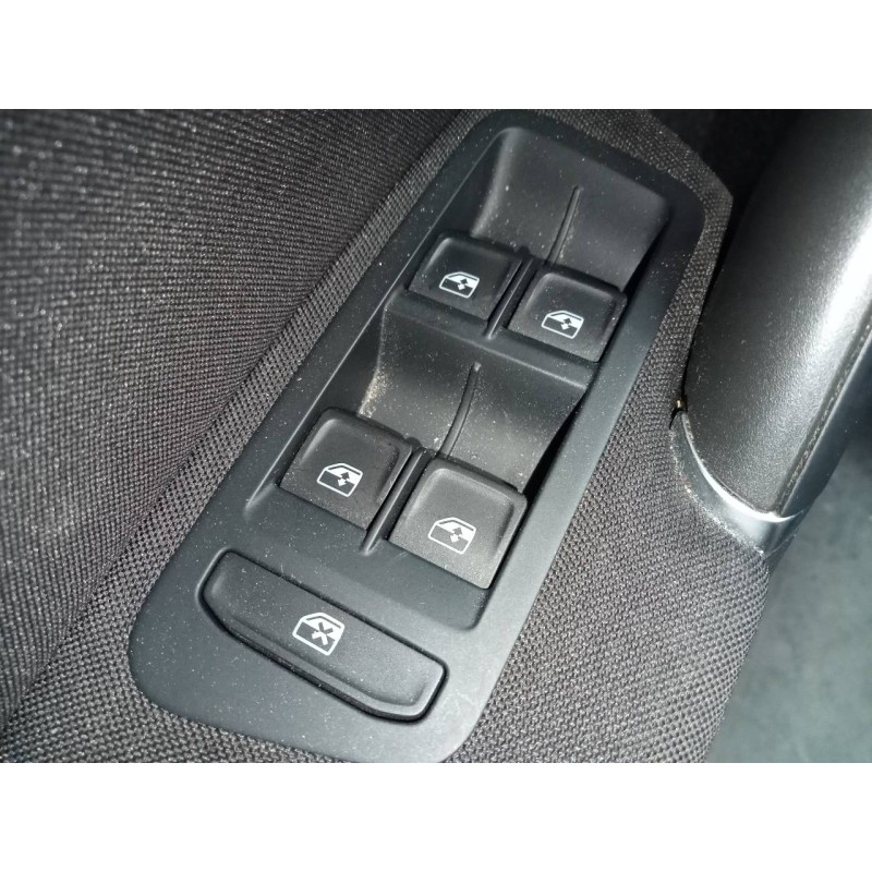 Recambio de mando elevalunas delantero izquierdo para volkswagen golf vii lim. (bq1) sport referencia OEM IAM   