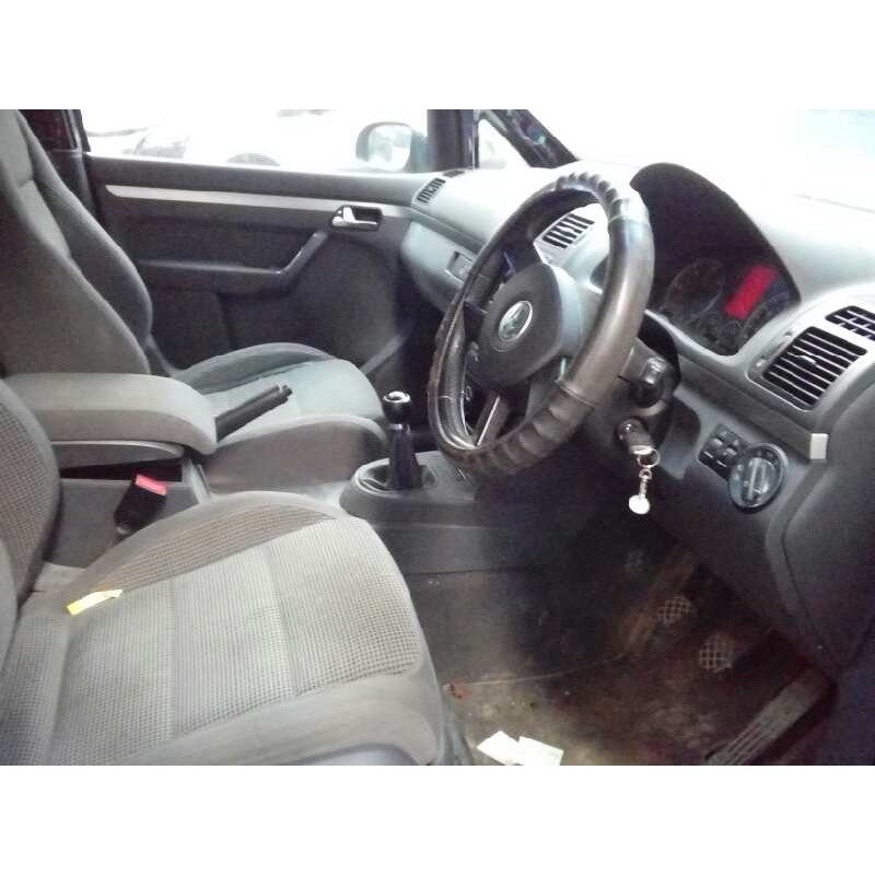 volkswagen touran (1t1) del año 2003