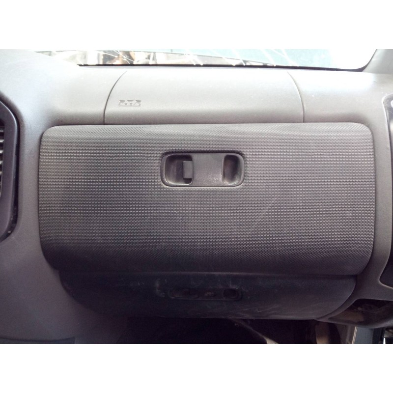 Recambio de guantera para mitsubishi montero (v60/v70) 2.5 tdi sahel (5-ptas.) referencia OEM IAM   