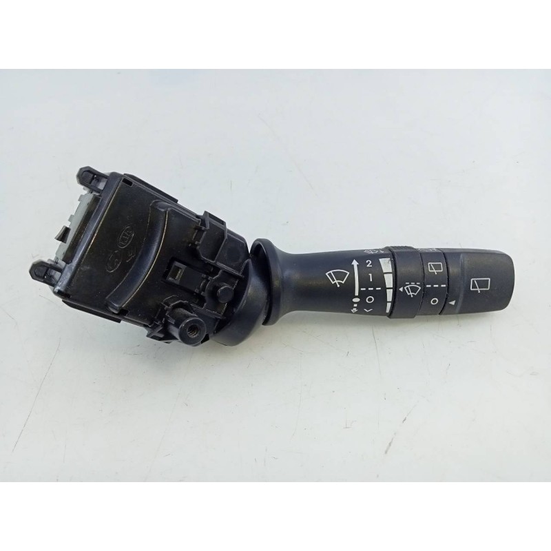 Recambio de mando limpia para kia cee´d drive referencia OEM IAM 934202K560  