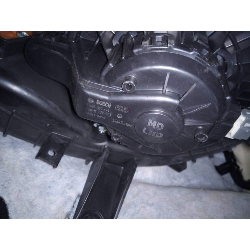 Recambio de ventilador calefaccion para kia cee´d drive referencia OEM IAM F00S3B2474  