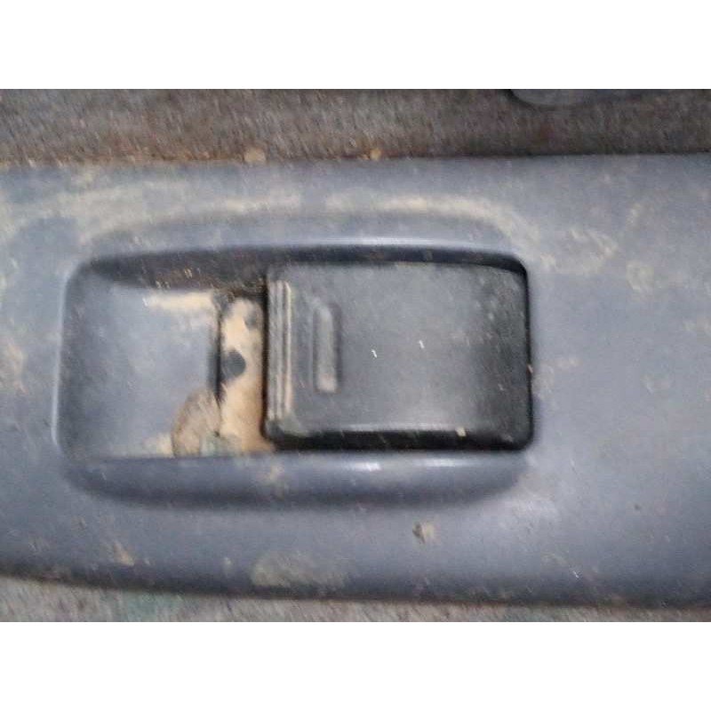 Recambio de mando elevalunas trasero derecho para toyota land cruiser (j9) td gx (5-ptas.) referencia OEM IAM   