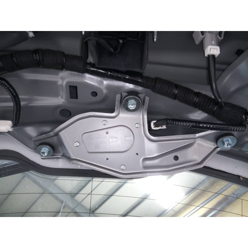 Recambio de motor limpia trasero para mazda cx-5 style 4wd referencia OEM IAM 8496000801 KD5367450 