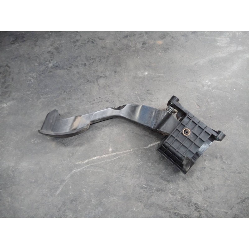 Recambio de pedal acelerador para ford ka (ccu) titanium referencia OEM IAM 32109C  