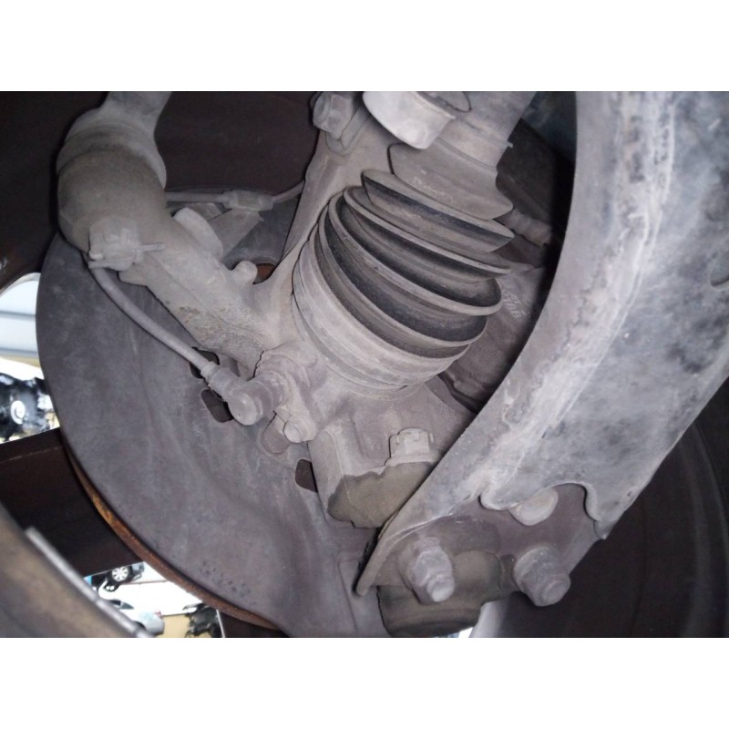 Recambio de mangueta delantera izquierda para toyota rav 4 (a2) 2.0 luna 4x4 (2003) referencia OEM IAM   