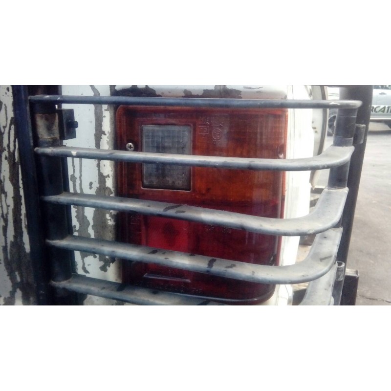 Recambio de piloto trasero derecho para mitsubishi montero (l040) 2500 td (4-ptas.) referencia OEM IAM   