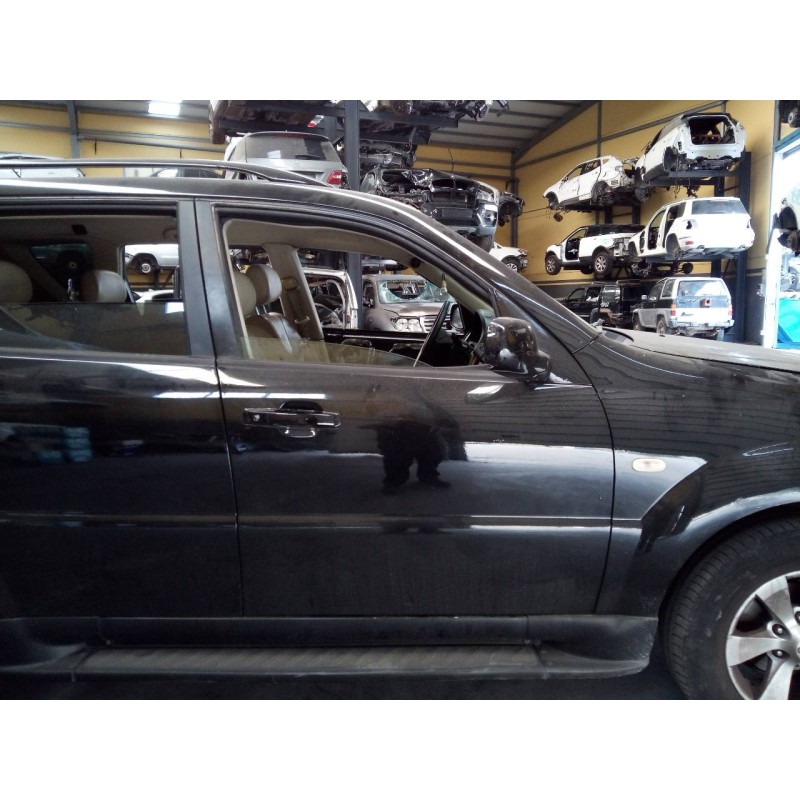 Recambio de puerta delantera derecha para ssangyong rexton rx 270 full referencia OEM IAM   