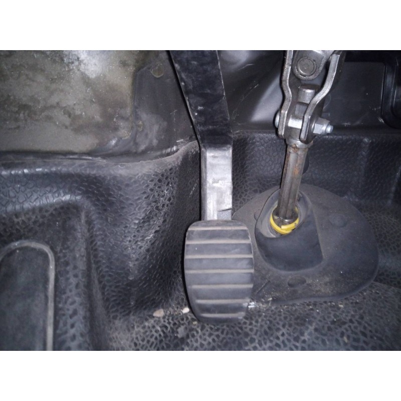 Recambio de pedal embrague para renault master kipper l2h1 3,5t referencia OEM IAM   