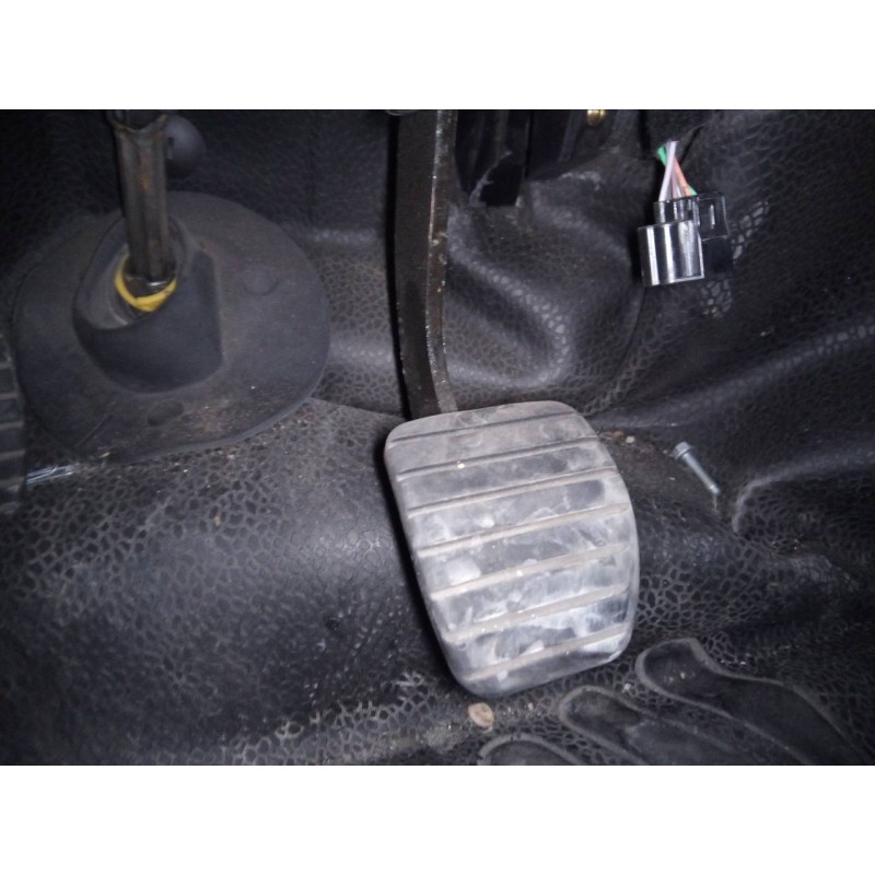 Recambio de pedal freno para renault master kipper l2h1 3,5t referencia OEM IAM   