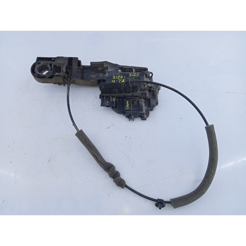 Recambio de cerradura puerta trasera derecha para renault kangoo emotion referencia OEM IAM 8209497719  