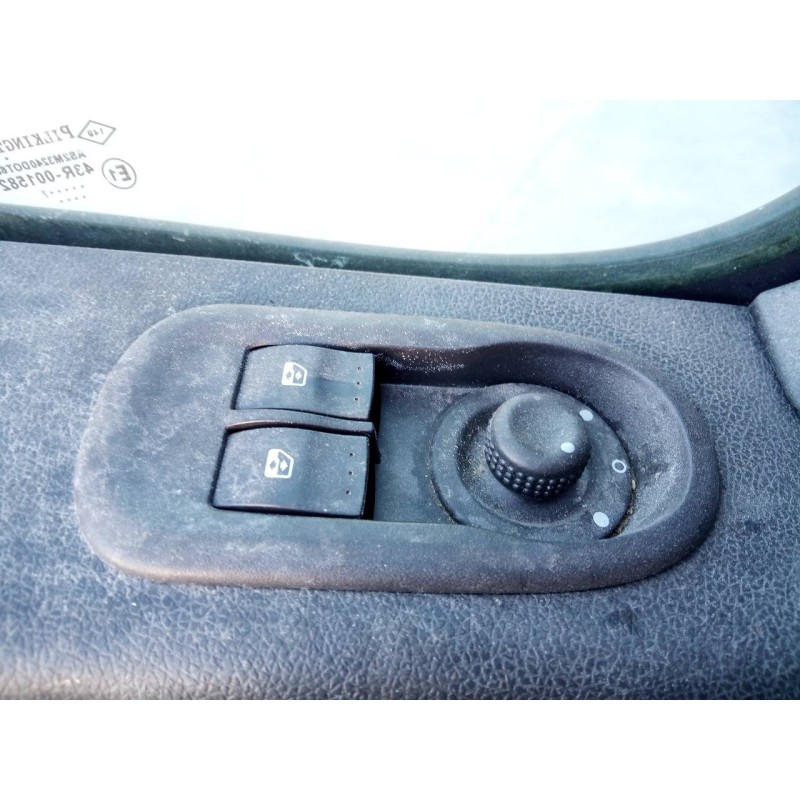 Recambio de mando elevalunas delantero izquierdo para renault master kasten l1h1 ka 2,8t referencia OEM IAM   