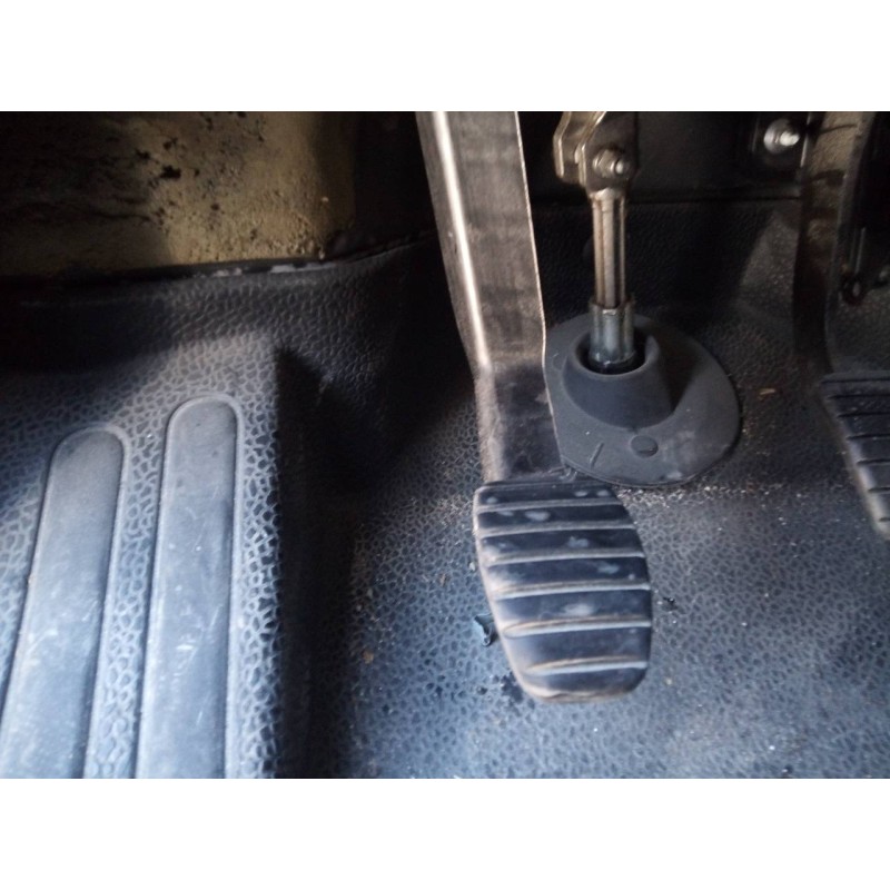 Recambio de pedal embrague para renault master kasten l1h1 ka 2,8t referencia OEM IAM   