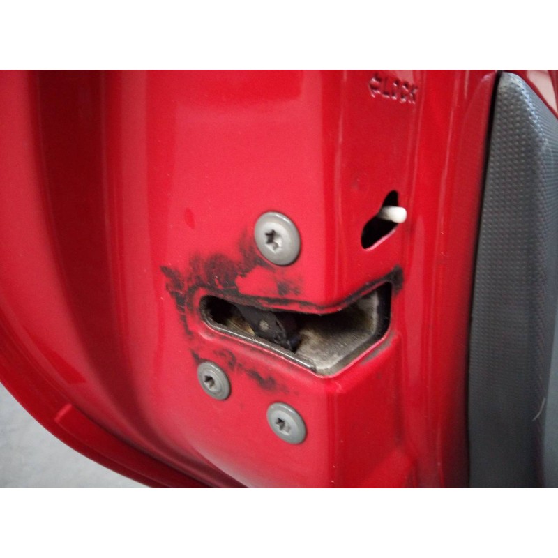 Recambio de cerradura puerta trasera izquierda para toyota aygo (kgb/wnb) básico referencia OEM IAM   