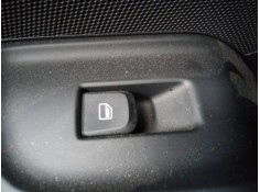 Recambio de mando elevalunas delantero derecho para audi a3 sportback (8va) attraction referencia OEM IAM   