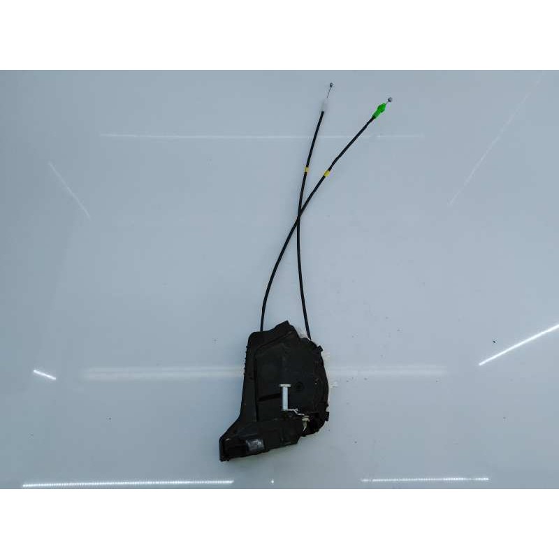 Recambio de cerradura puerta trasera derecha para toyota yaris city referencia OEM IAM   