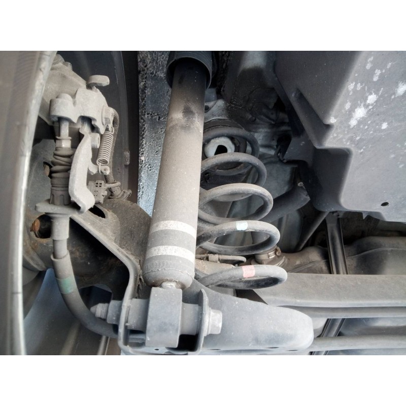 Recambio de amortiguador trasero izquierdo para toyota prius (nhw30) plug-in hybrid advance referencia OEM IAM   