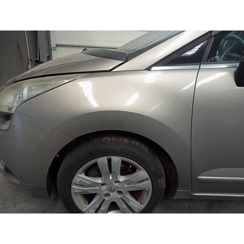 Recambio de aleta delantera izquierda para peugeot 5008 allure referencia OEM IAM   