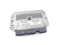 Recambio de centralita motor uce para renault clio iii confort dynamique referencia OEM IAM 8200504593 215854126B 