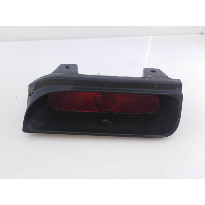 Recambio de luz central de freno para nissan patrol gr (y61) gr s referencia OEM IAM   