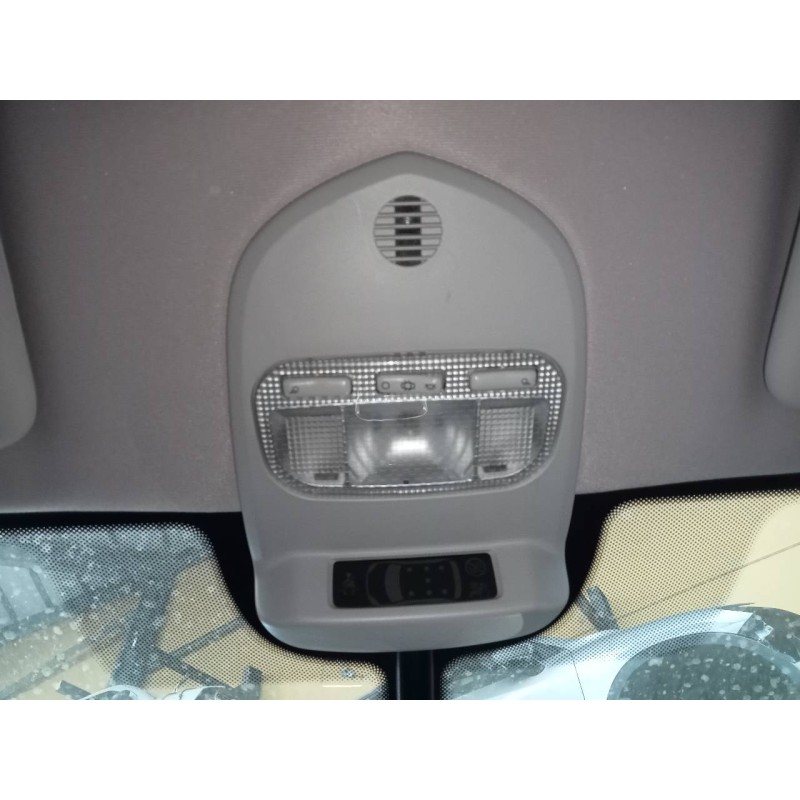 Recambio de luz interior para peugeot 5008 allure referencia OEM IAM   