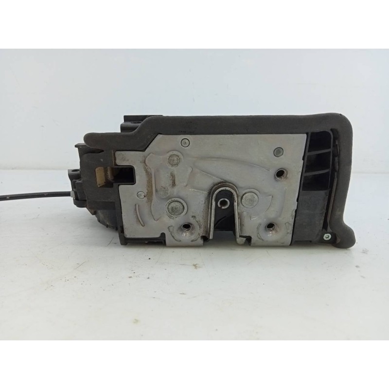 Recambio de cerradura puerta delantera izquierda para bmw serie x1 (f48) xdrive20d referencia OEM IAM 728193110 18283810CZ 