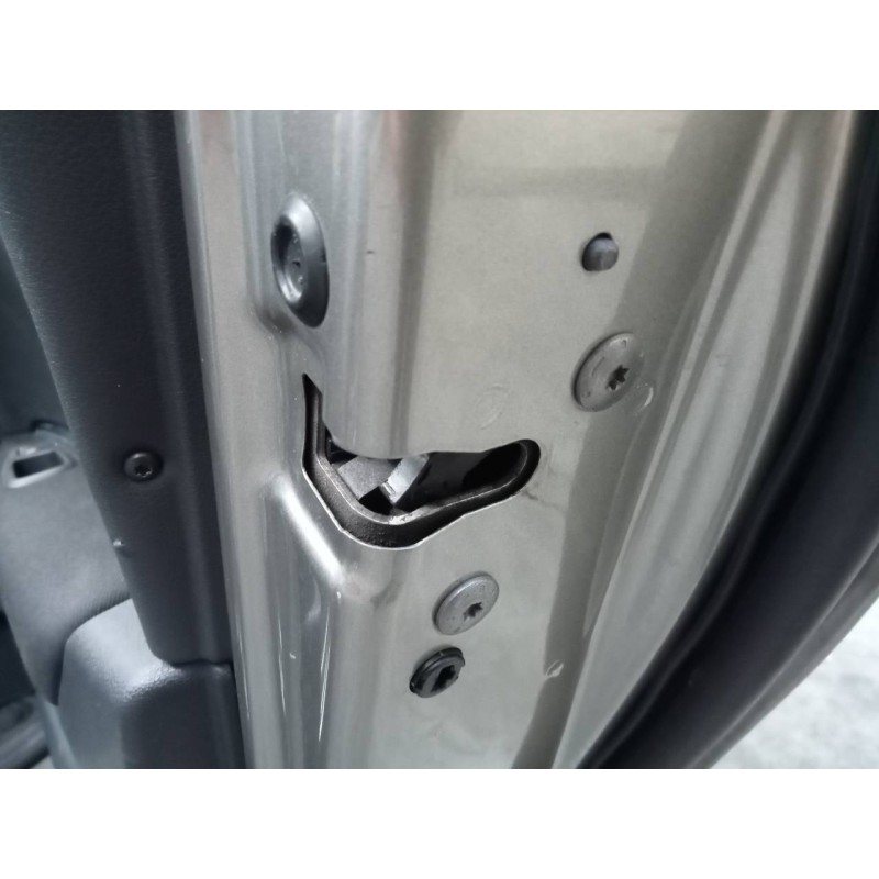 Recambio de cerradura puerta trasera derecha para peugeot 5008 allure referencia OEM IAM   