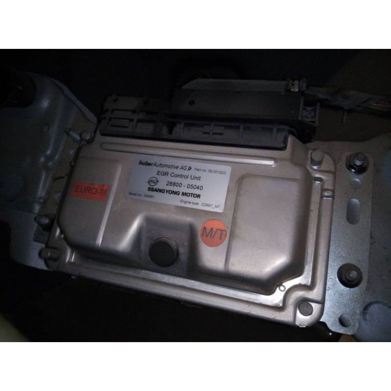 Recambio de centralita motor uce para ssangyong rexton 2.9 td gls referencia OEM IAM 2880005040  