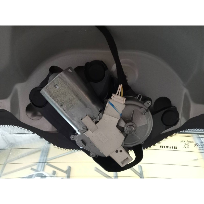 Recambio de motor limpia trasero para peugeot 5008 allure referencia OEM IAM   