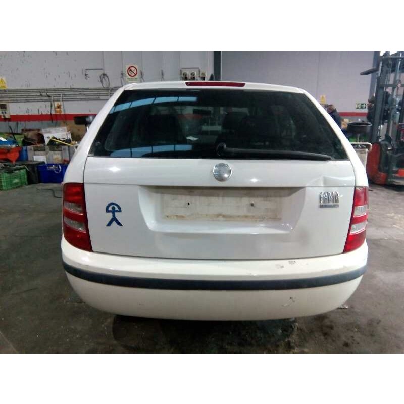 skoda fabia familiar (6y5) del año 2001