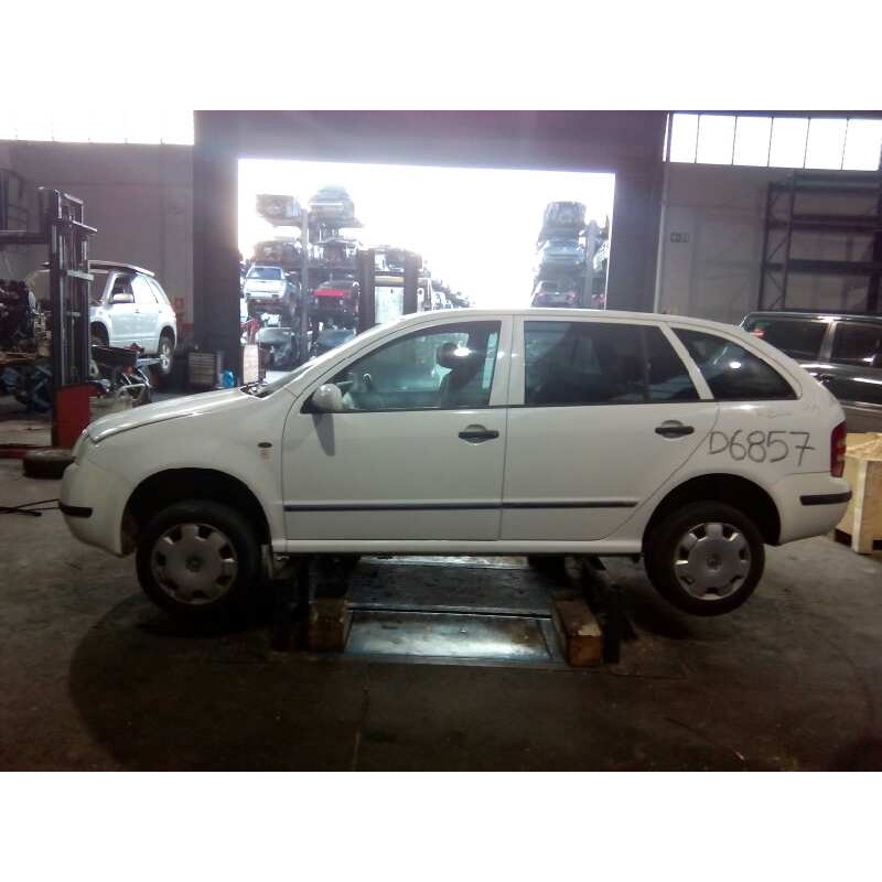 skoda fabia familiar (6y5) del año 2001