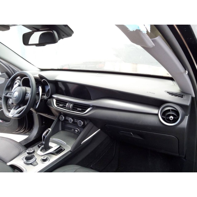 Recambio de salpicadero para alfa romeo stelvio (630) executive 4wd referencia OEM IAM   