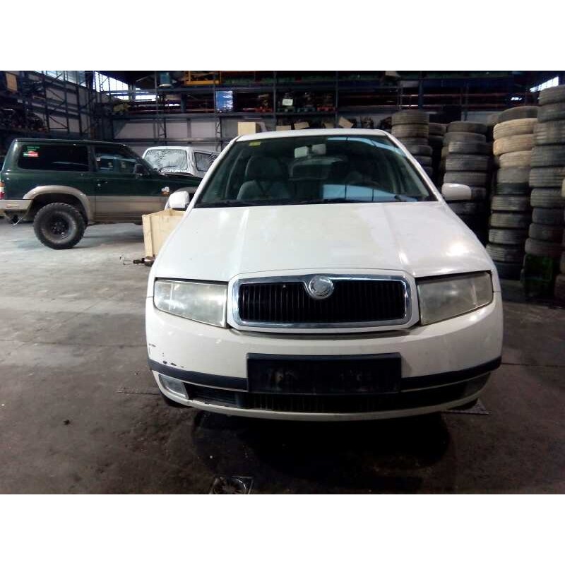 skoda fabia familiar (6y5) del año 2001