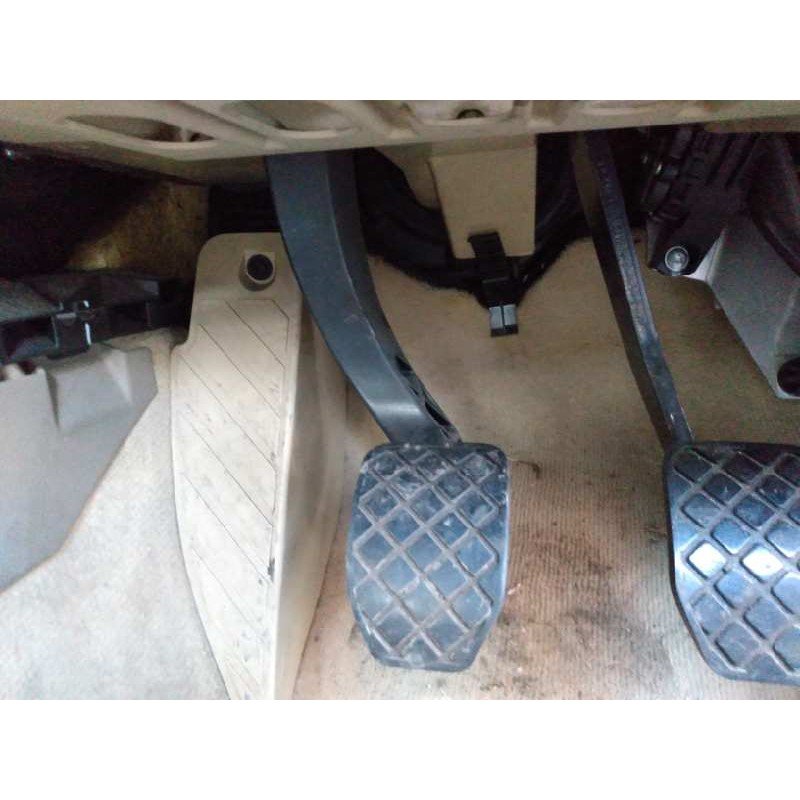 Recambio de pedal embrague para audi a4 cabrio (8h) 2.0 tdi referencia OEM IAM   